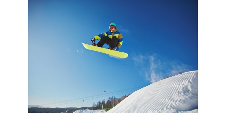 Jak przygotować dziecko na obóz snowboardowy? Sprawdź nasze porady